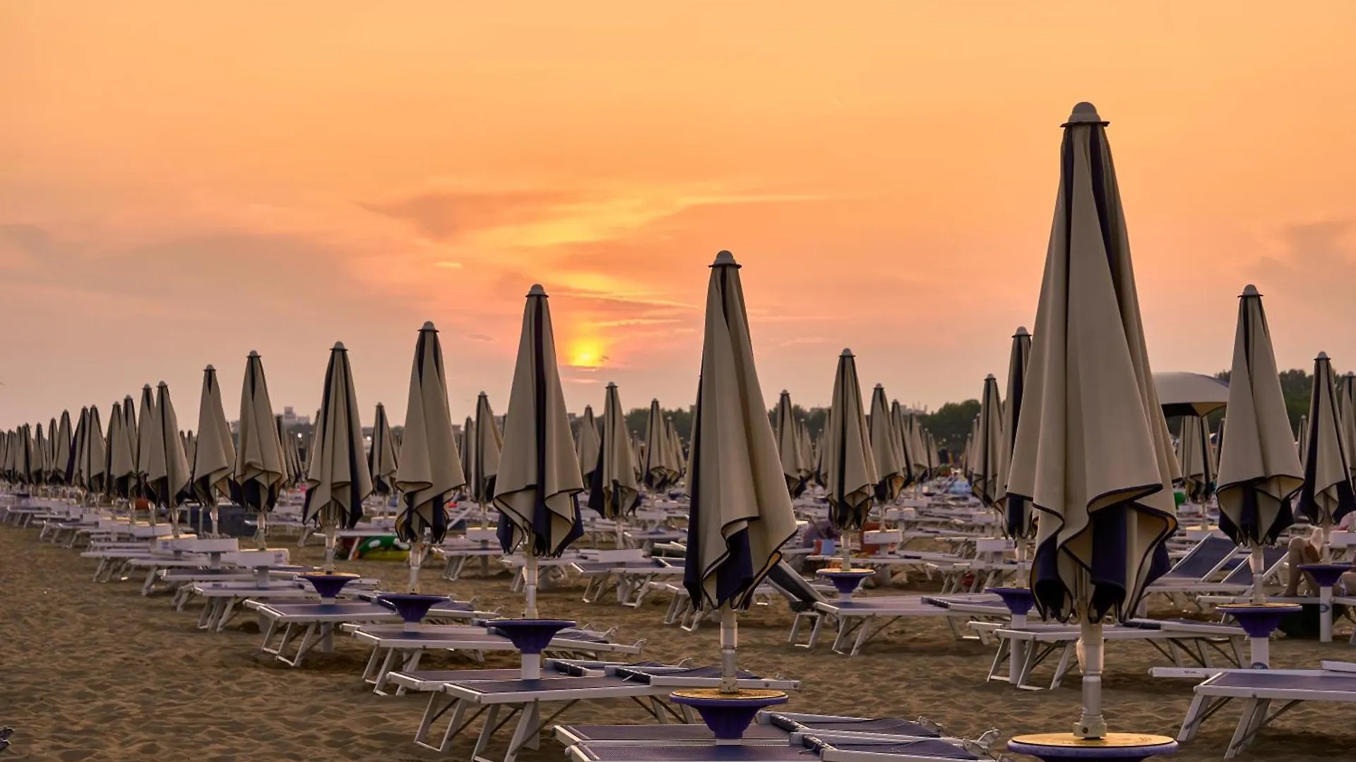 Completely Renovated Apartment Near The Sea - Beach Place Included By Beahost Bibione