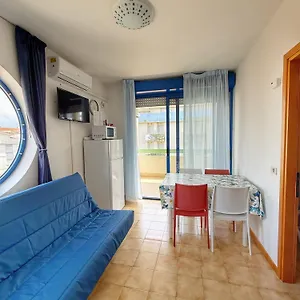 Grazioso N 47 A 100mt Dal Mare Appartamento